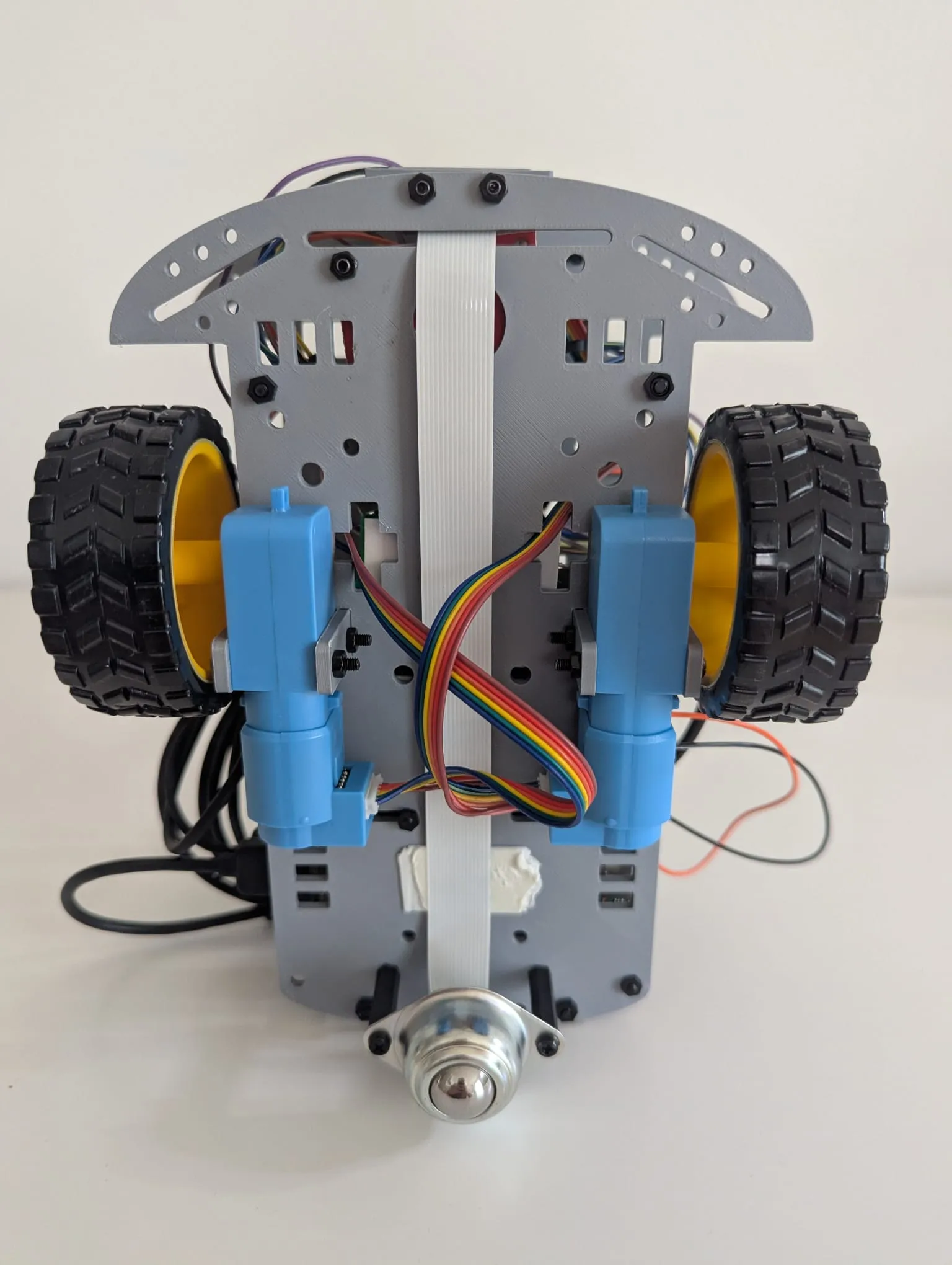 Andino robot bottom image
